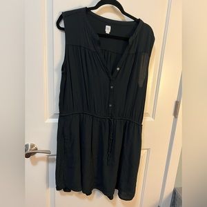 GAP | Black Drawstring Button Up Dress